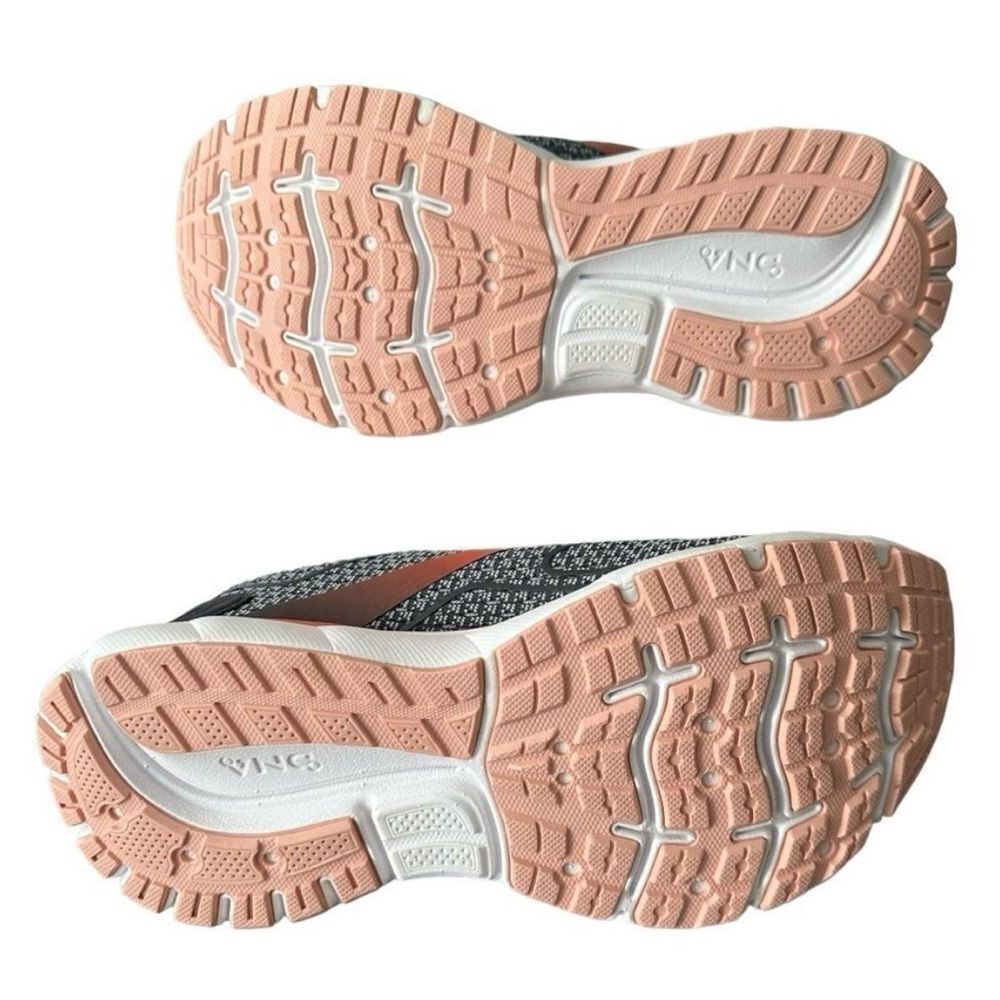 Brooks Transmit 3 Women's Running Shoes Size 7 B Medium Gray Ebony Coral - Picture 7 of 10